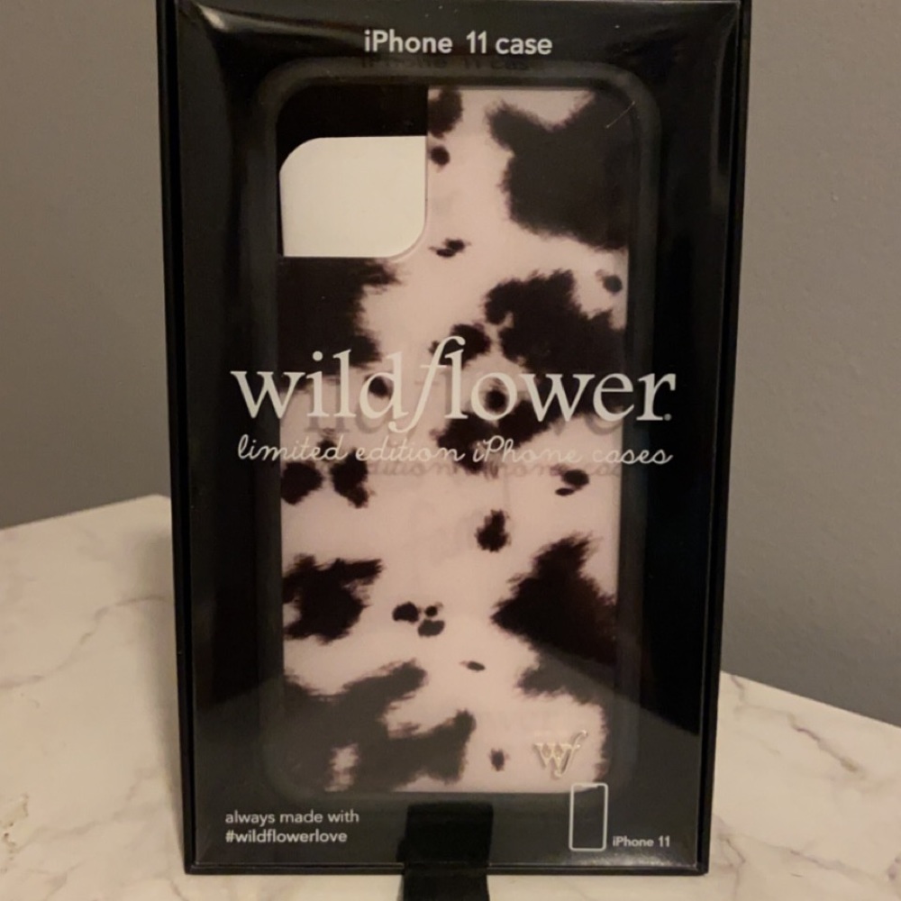 Wildflower iPhone 11 case cowhide